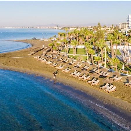 Palm Beach Apartment Voroklini Bagian luar foto