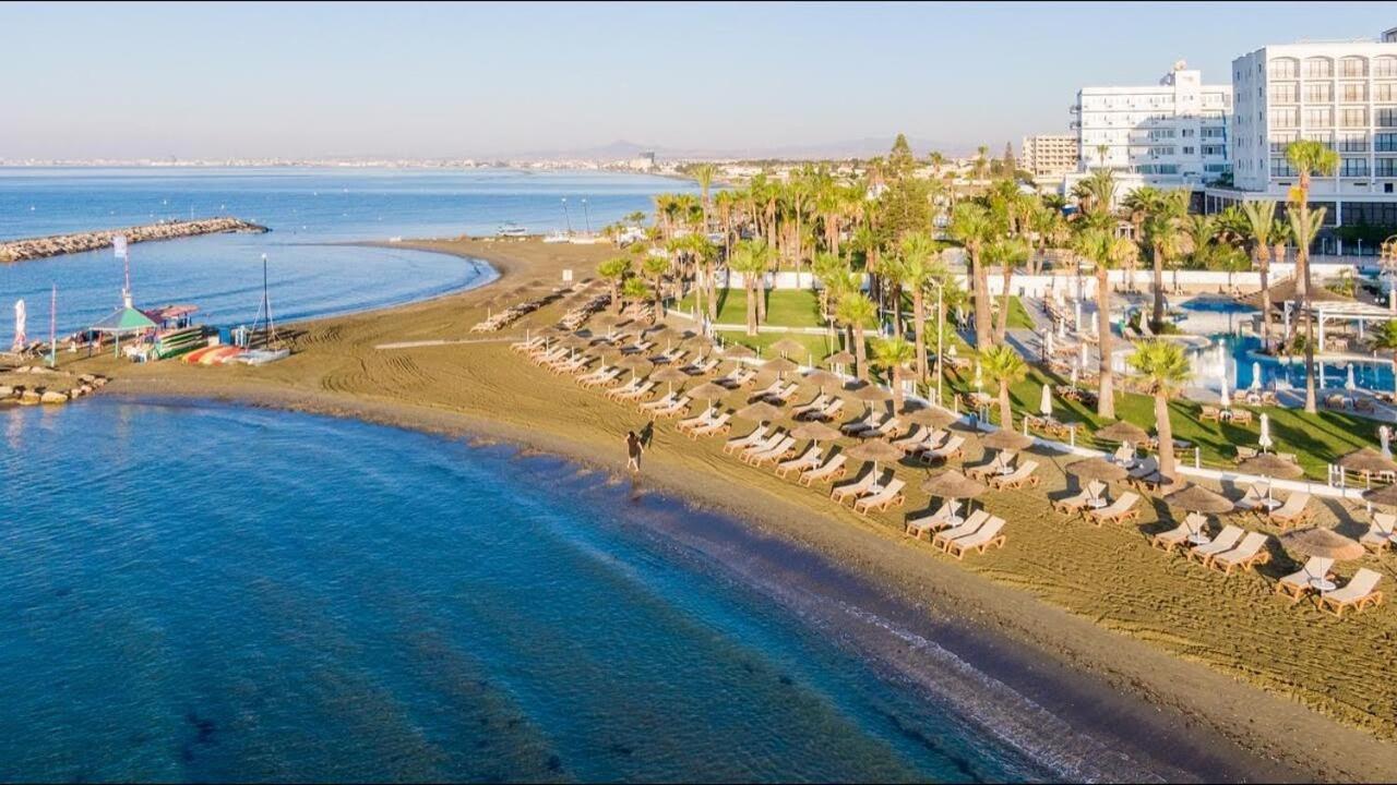Palm Beach Apartment Voroklini Bagian luar foto